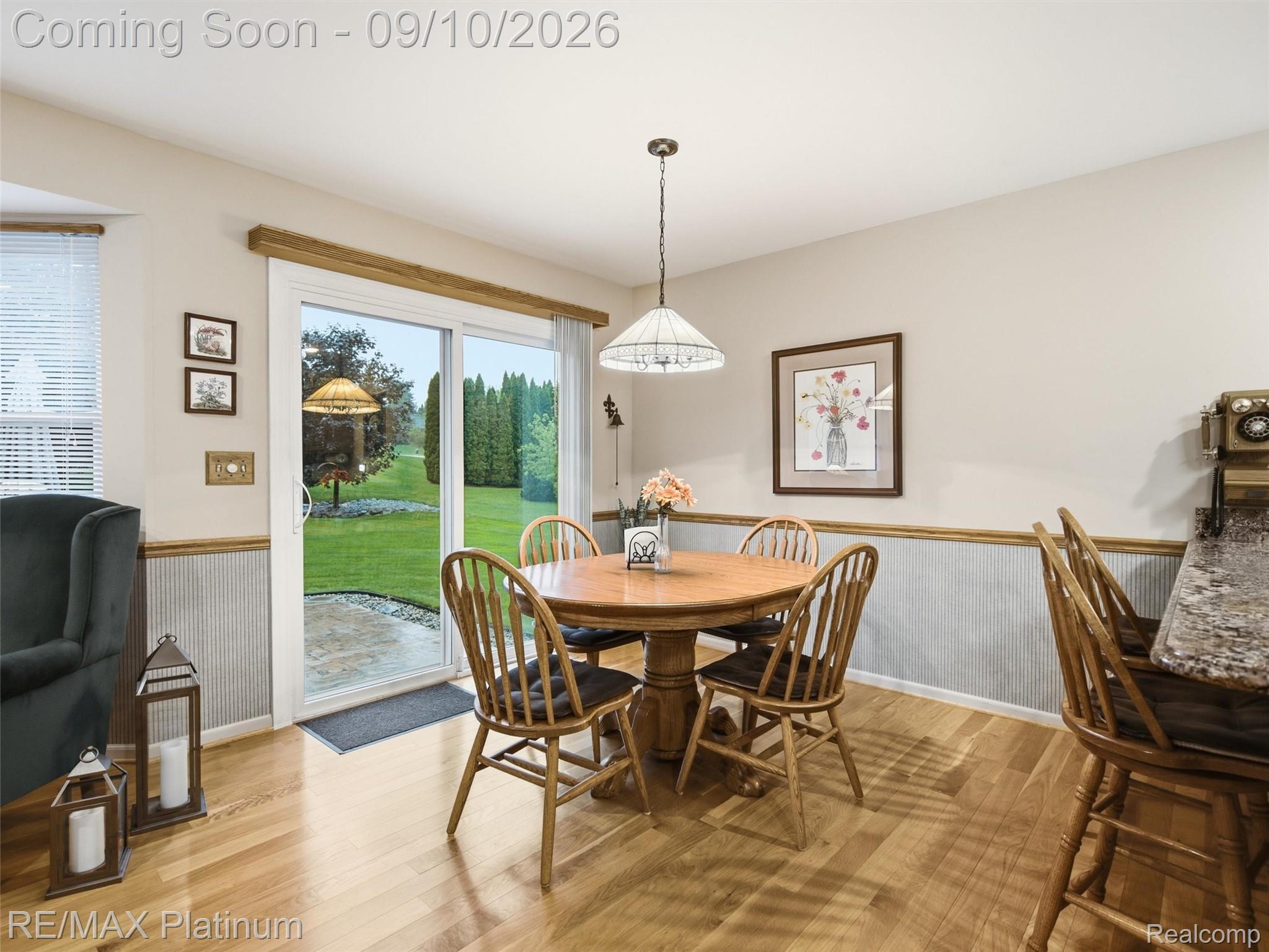 4275 Oak Tree Court
