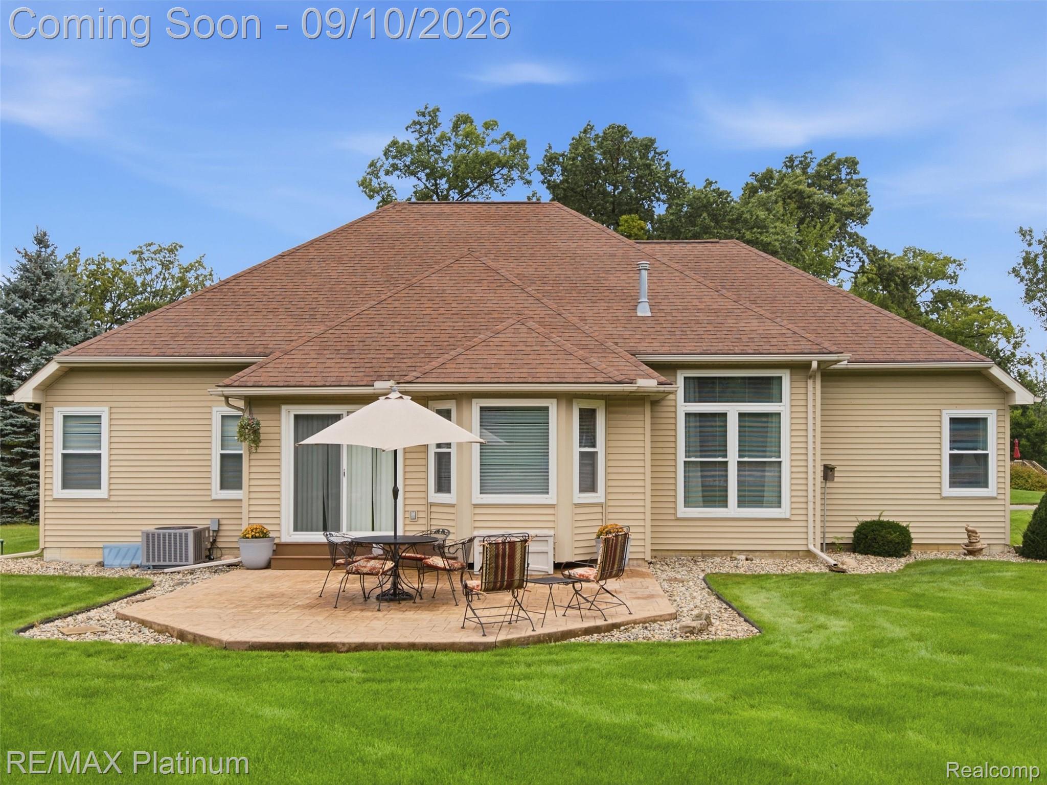 4275 Oak Tree Court