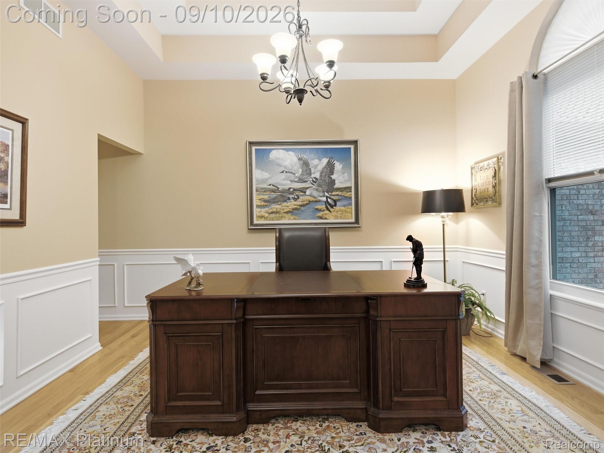 4275 Oak Tree Court