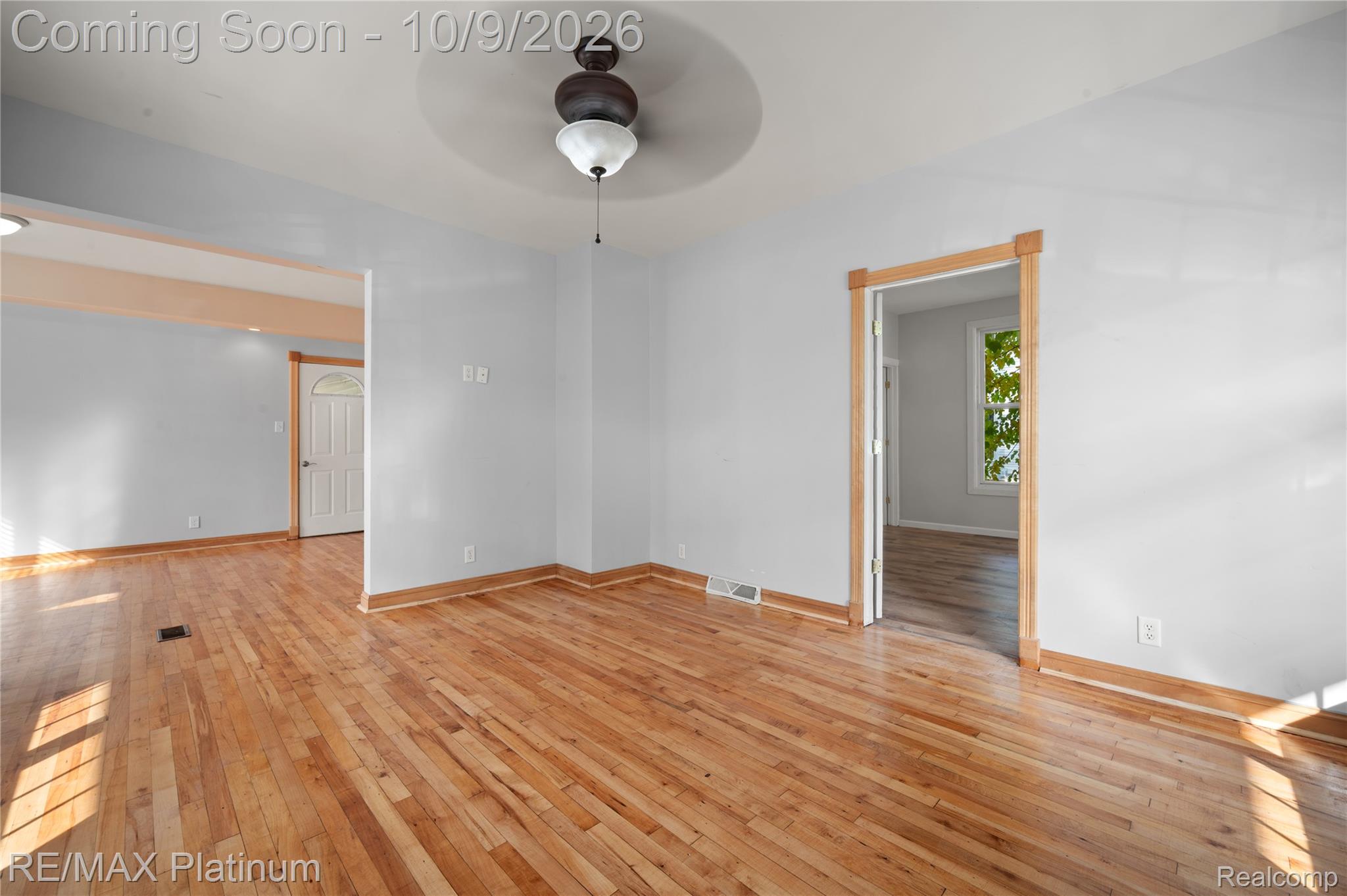 207 N Mill ST