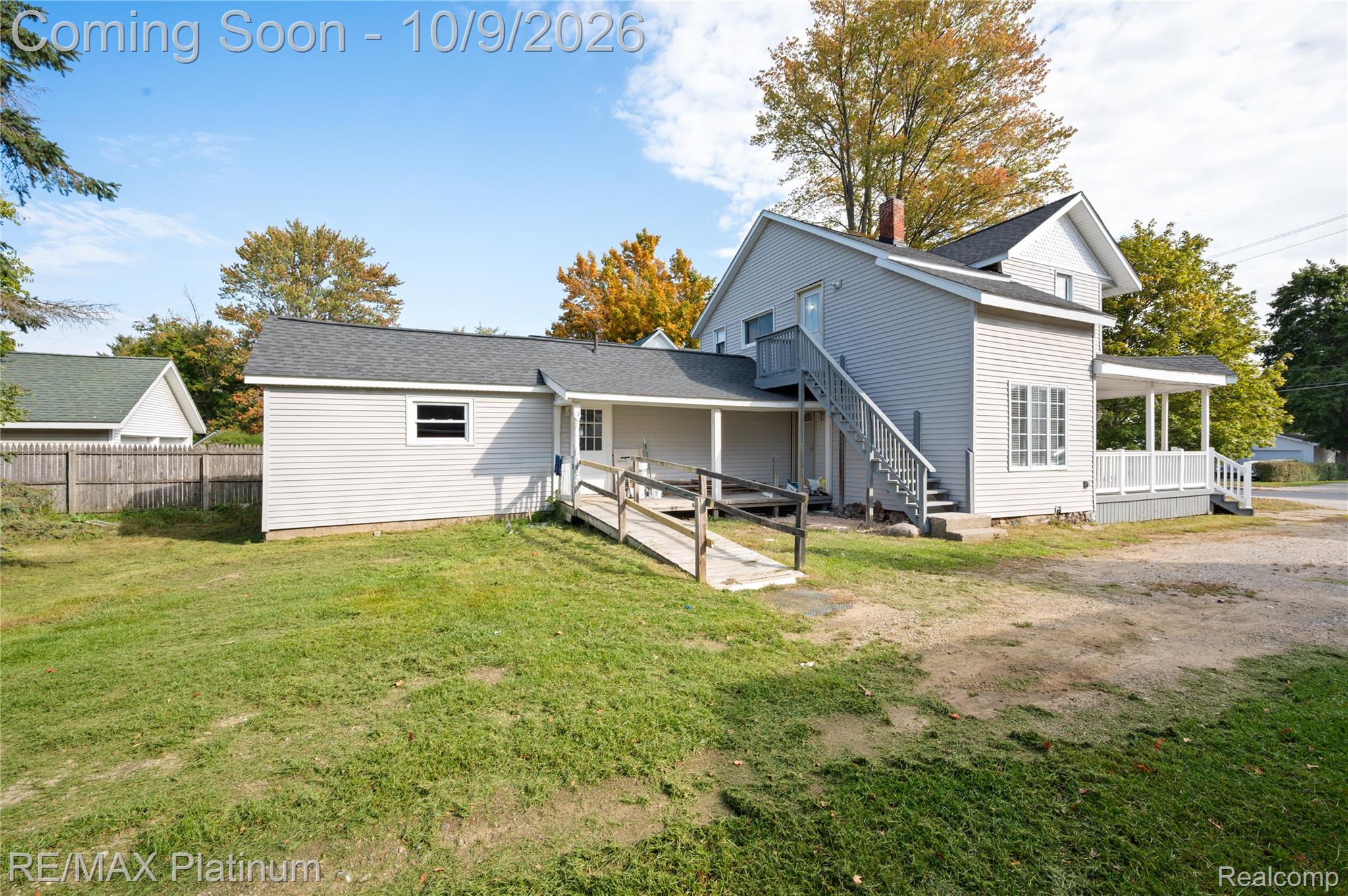 207 N Mill ST