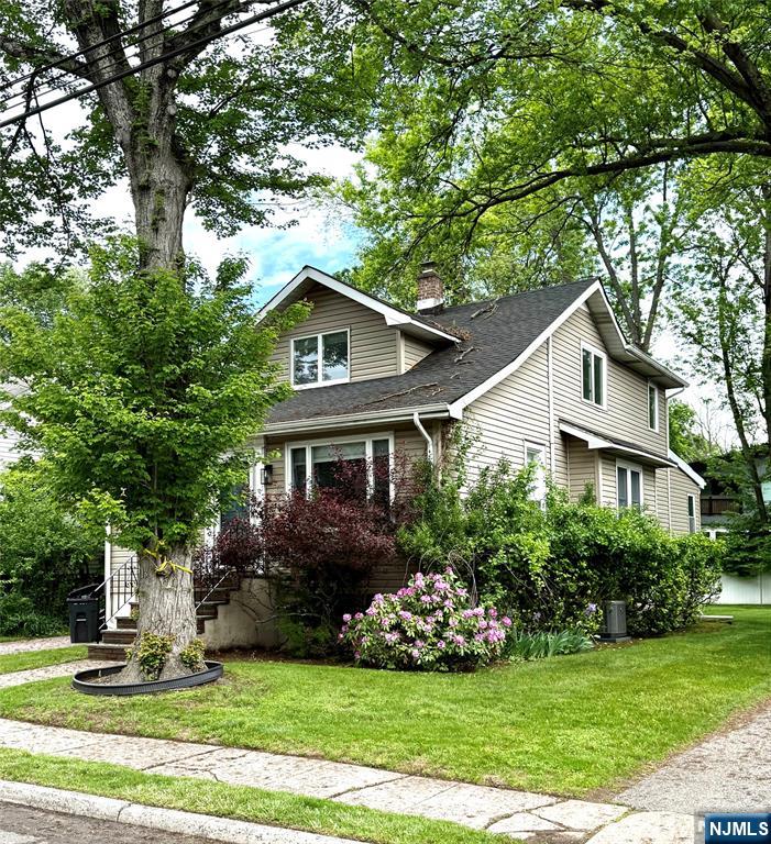 13 Lindley Avenue