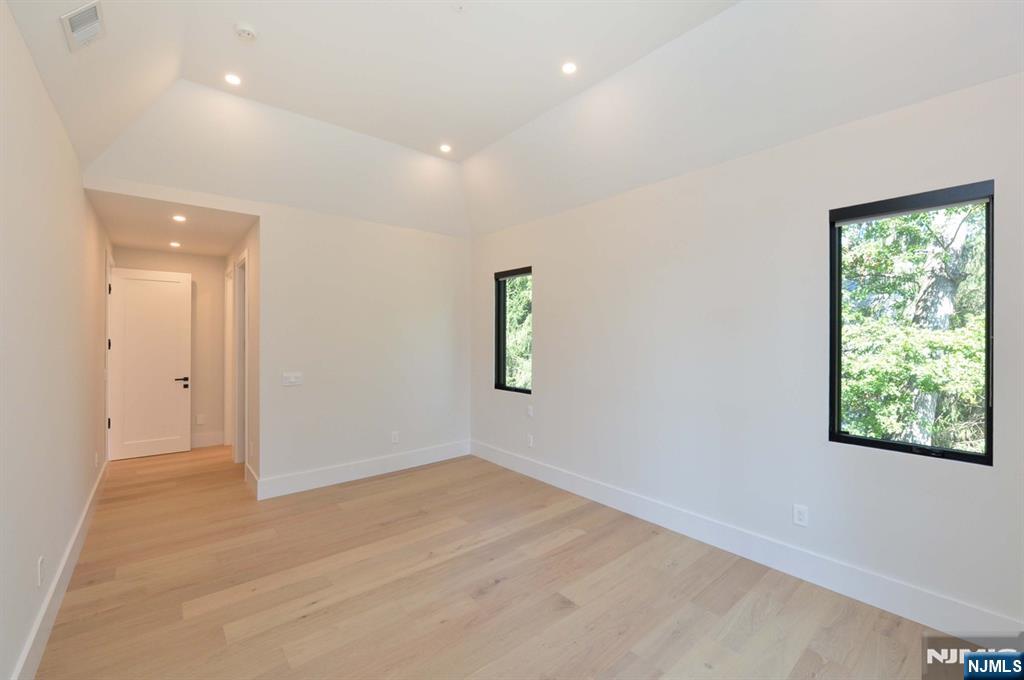 3 Central Avenue