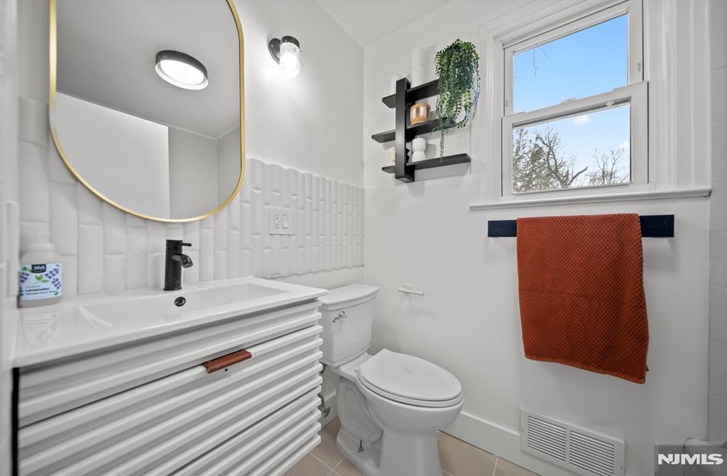 28 Kensington Avenue