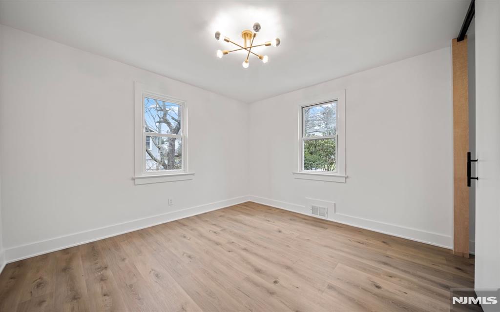 28 Kensington Avenue