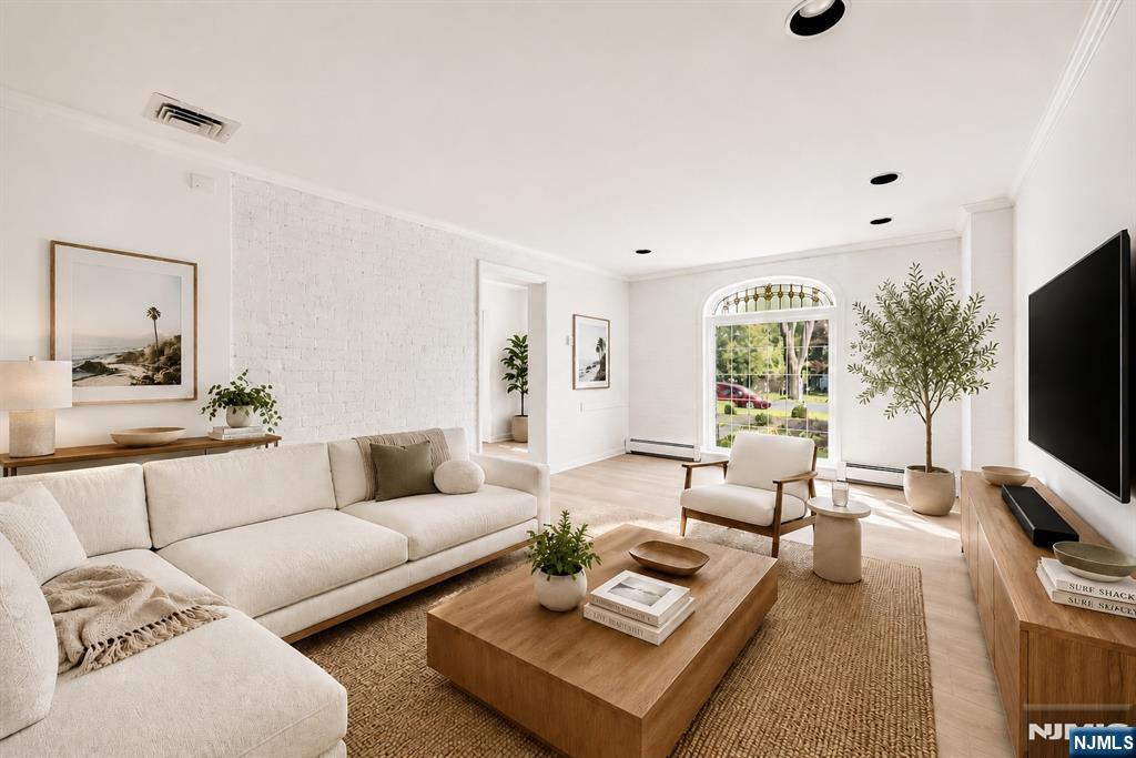 55 Forest Road