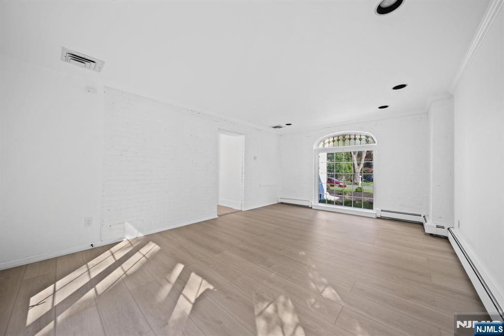 55 Forest Road