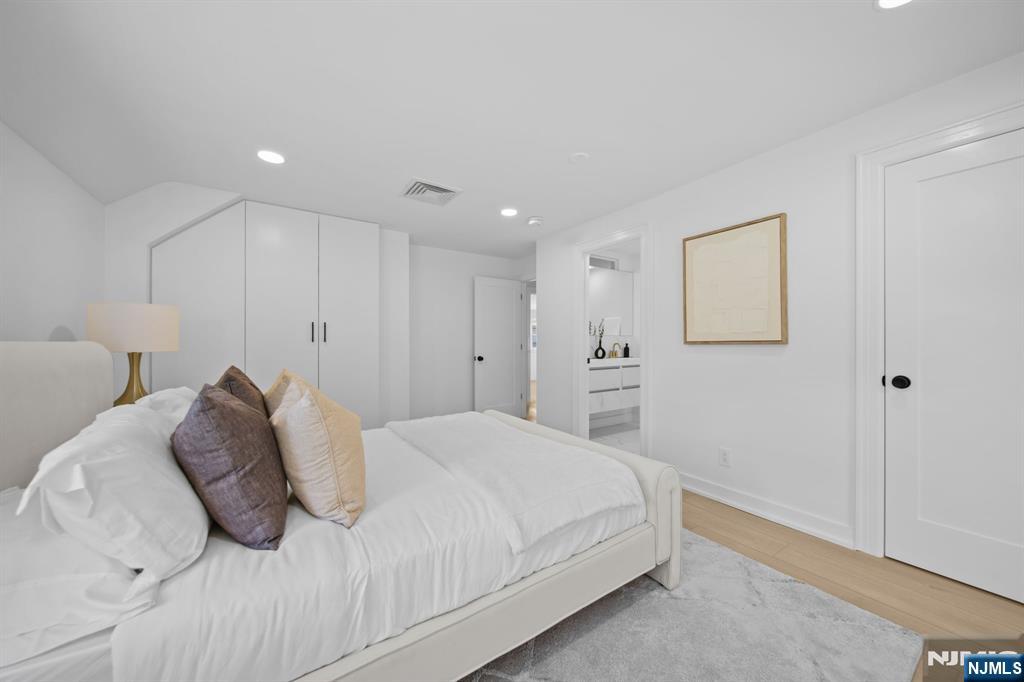 55 Forest Road