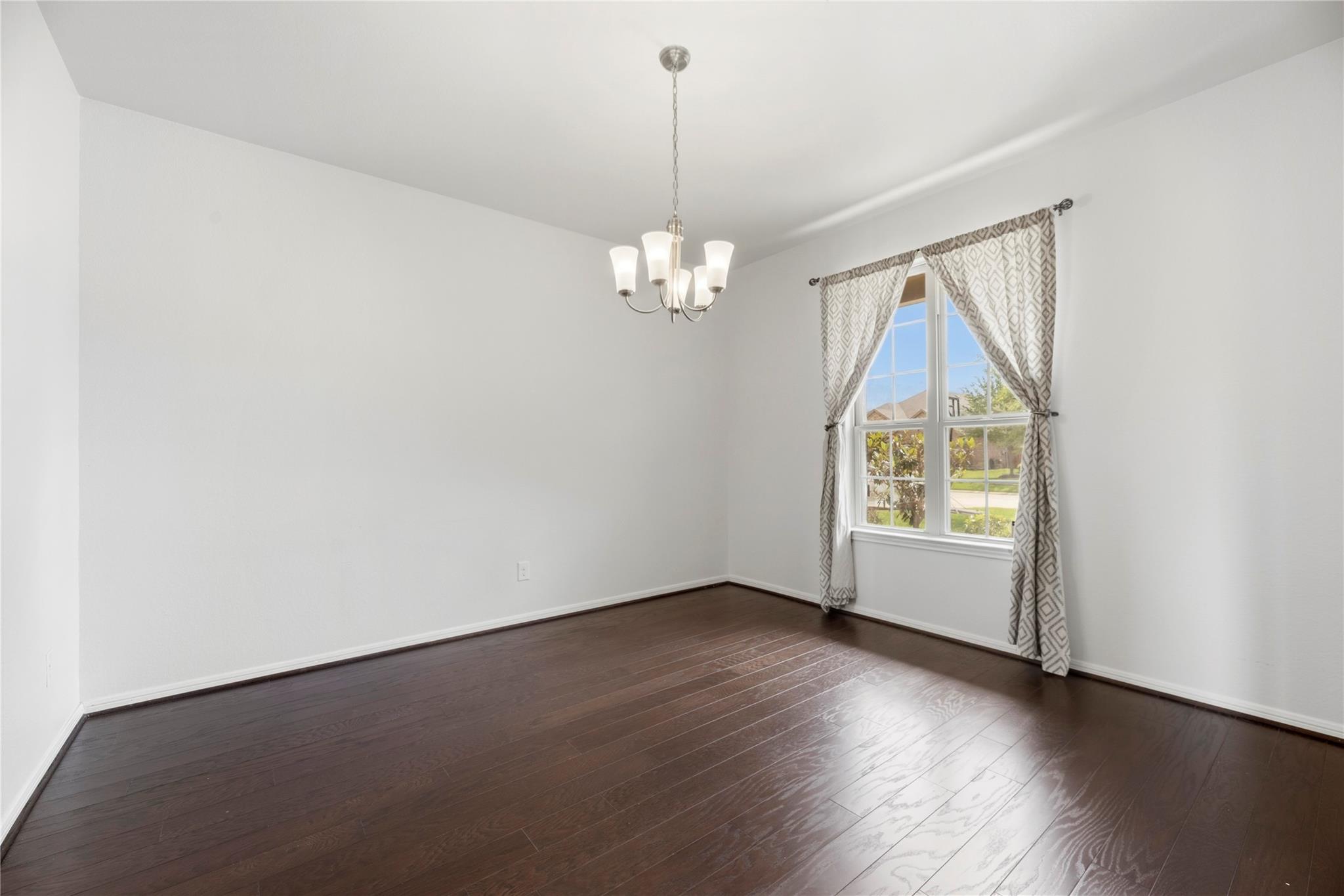 28714 Finke Gorge Drive