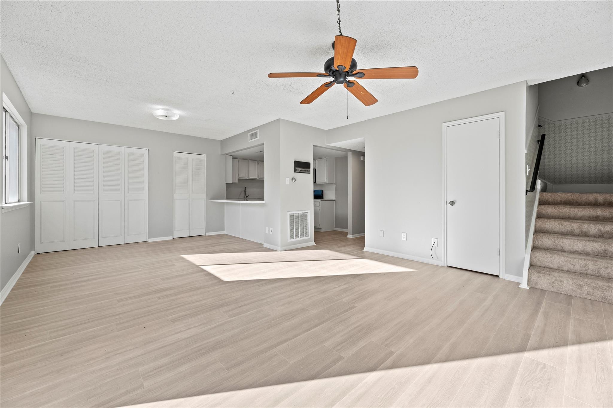 2212 Shadowdale Drive # 358