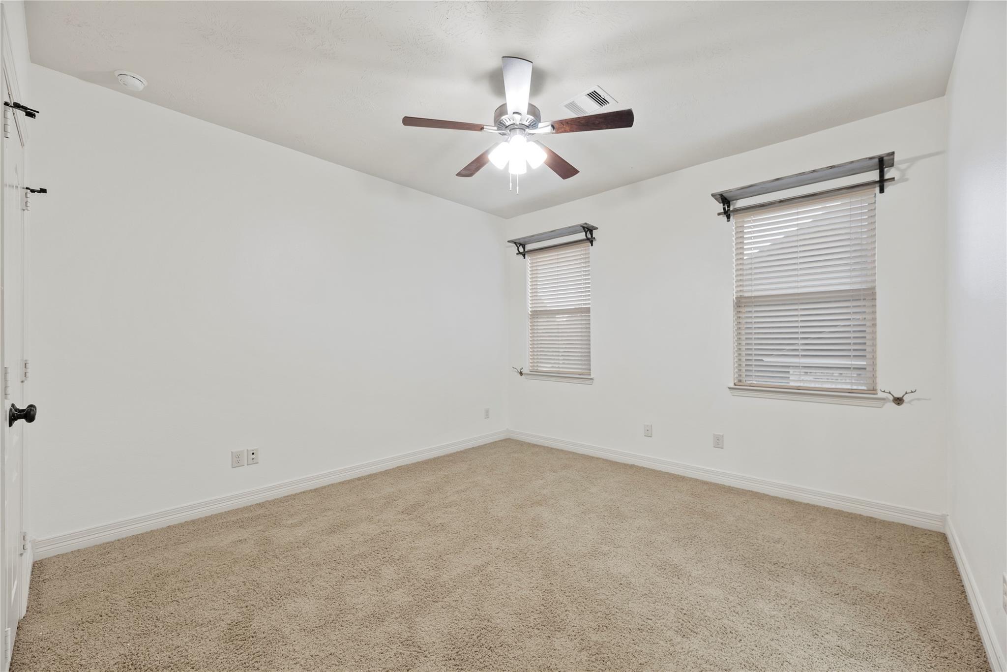 5827 Amherst Farms Lane