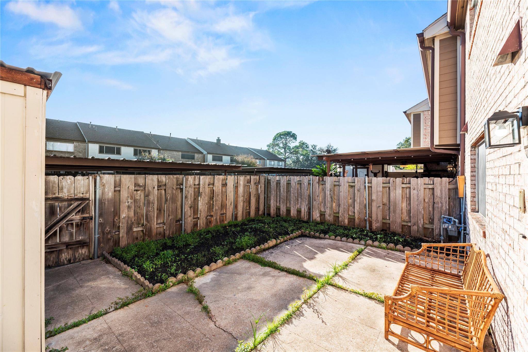 2212 Shadowdale Drive # 358