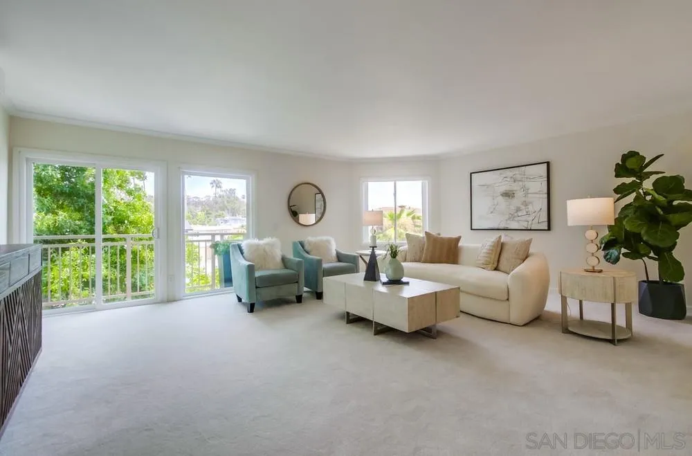 5370 La Jolla Blvd. Unit: 305B