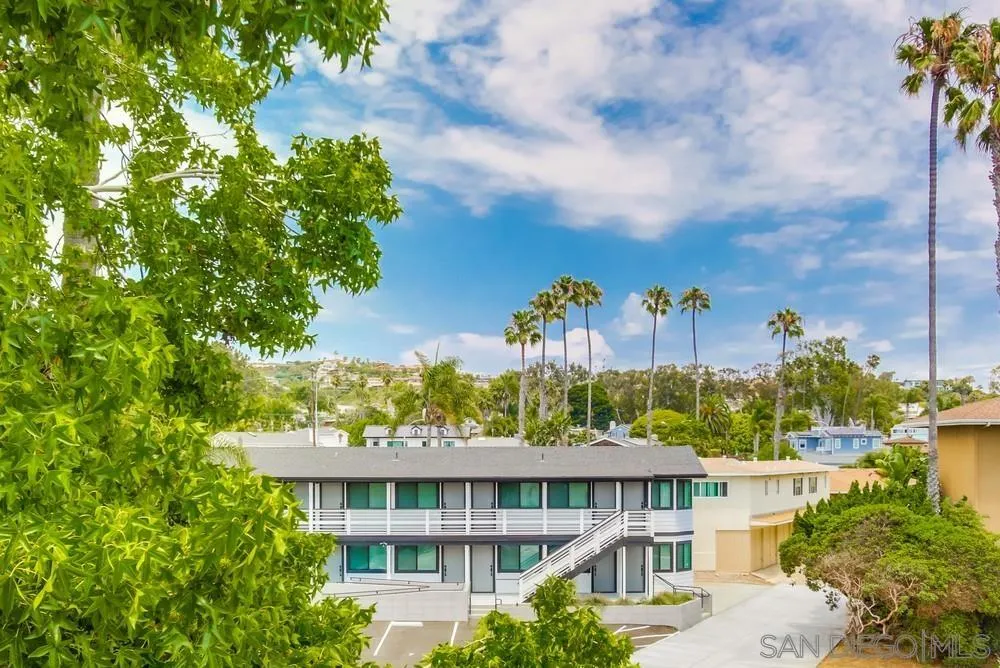 5370 La Jolla Blvd. Unit: 305B