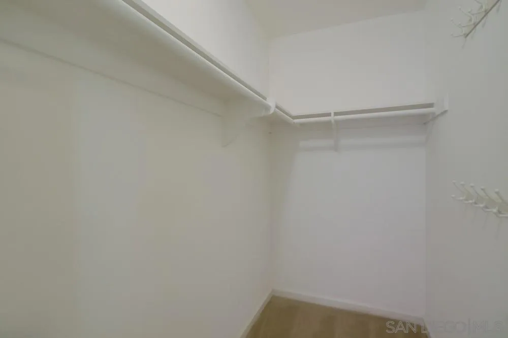 5370 La Jolla Blvd. Unit: 305B