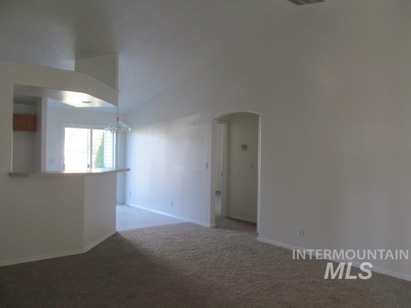 605 N Boundary St.