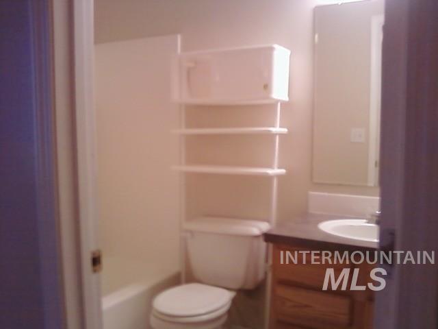 605 N Boundary St.