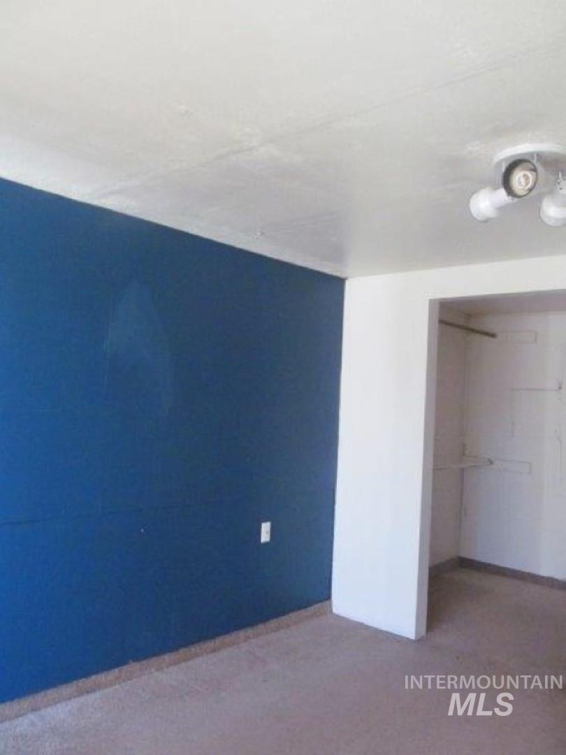 1807 Potter Drive