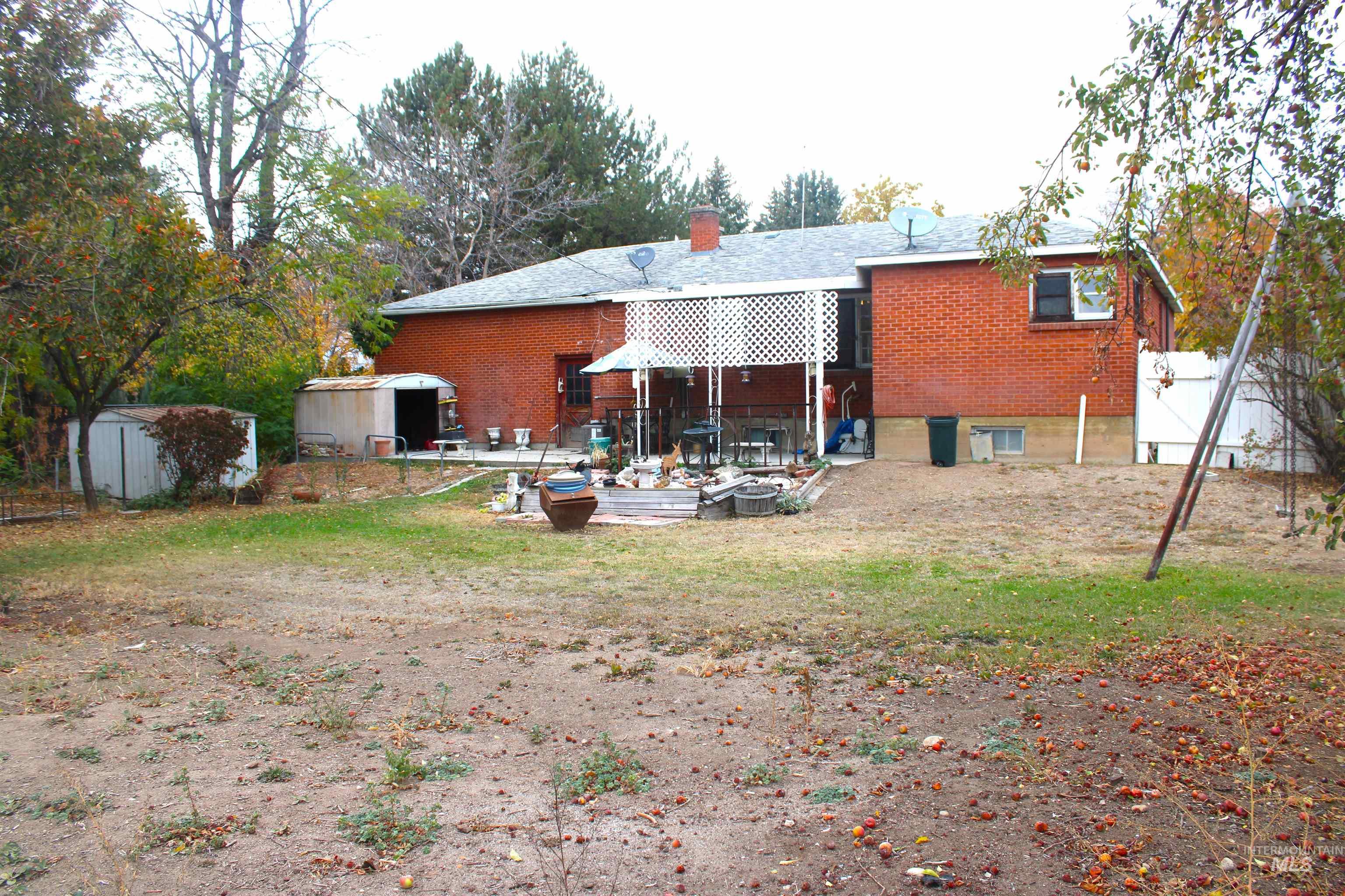5309 W Denton