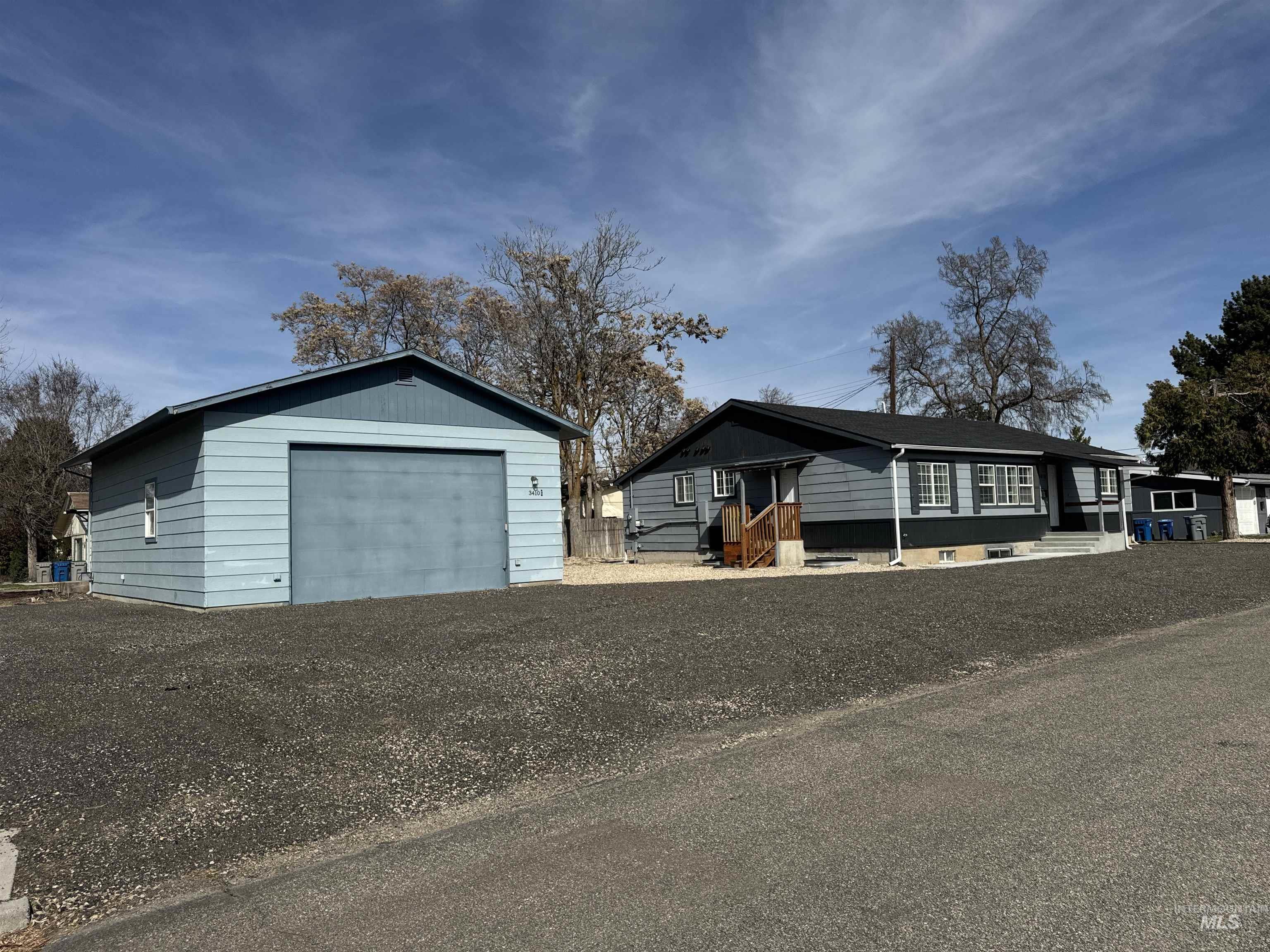 3410 W Targee St