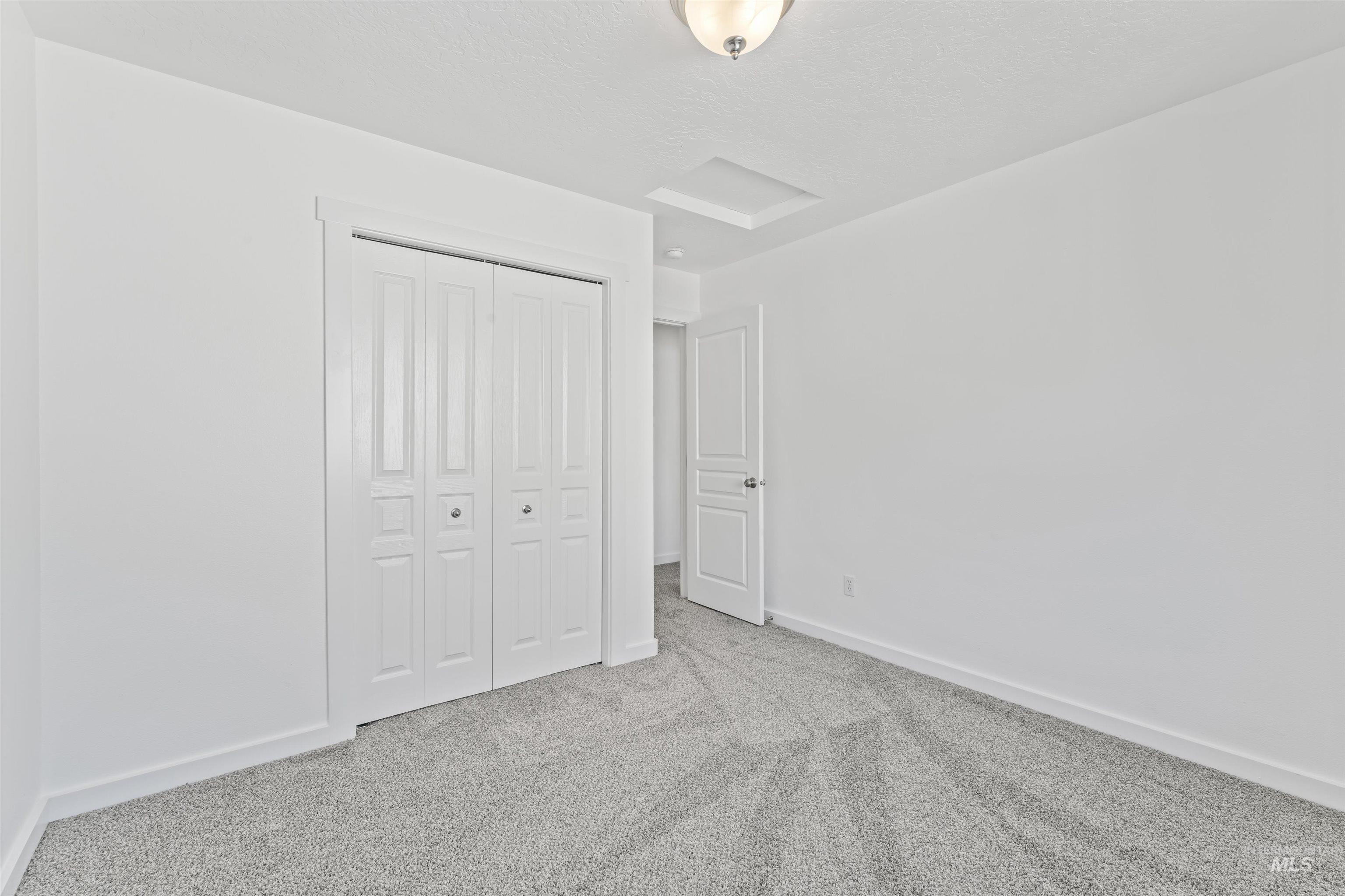 4089 W Dover Dr