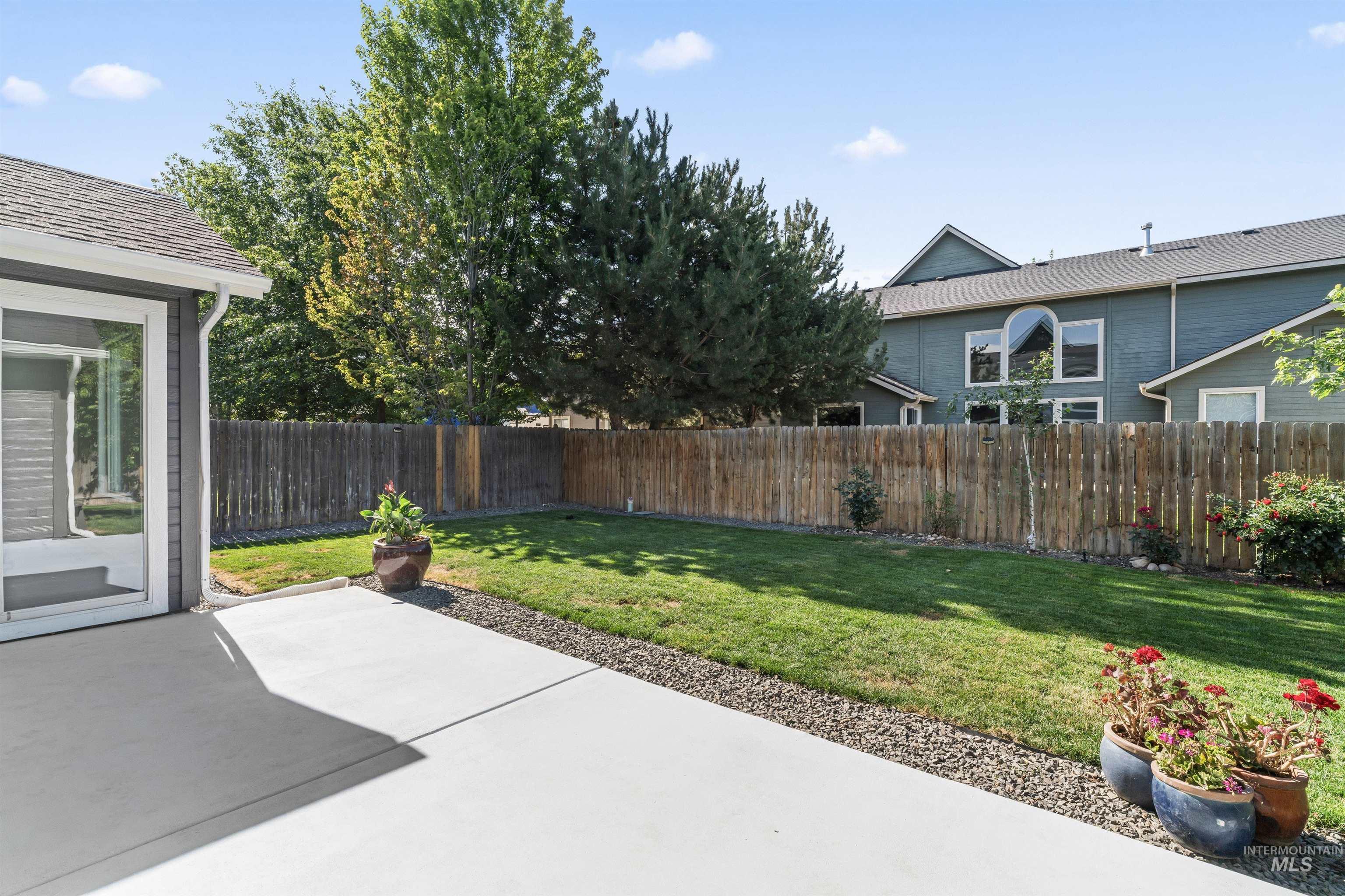 4089 W Dover Dr