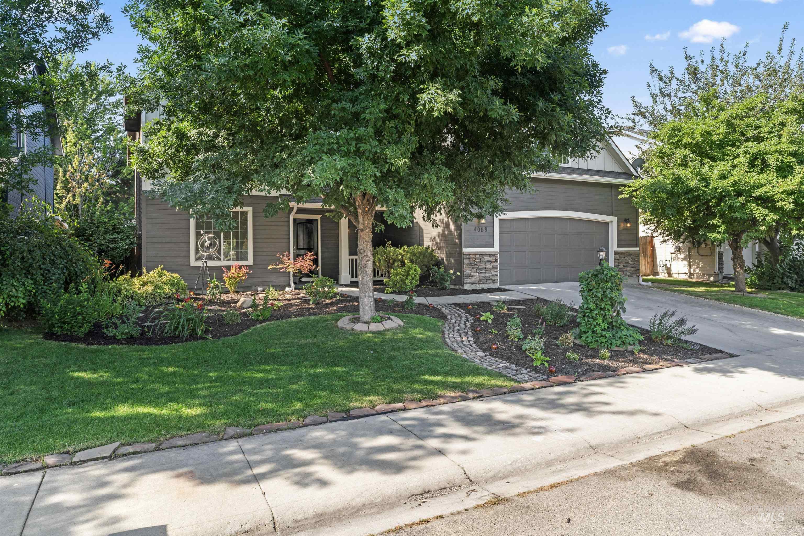 4089 W Dover Dr