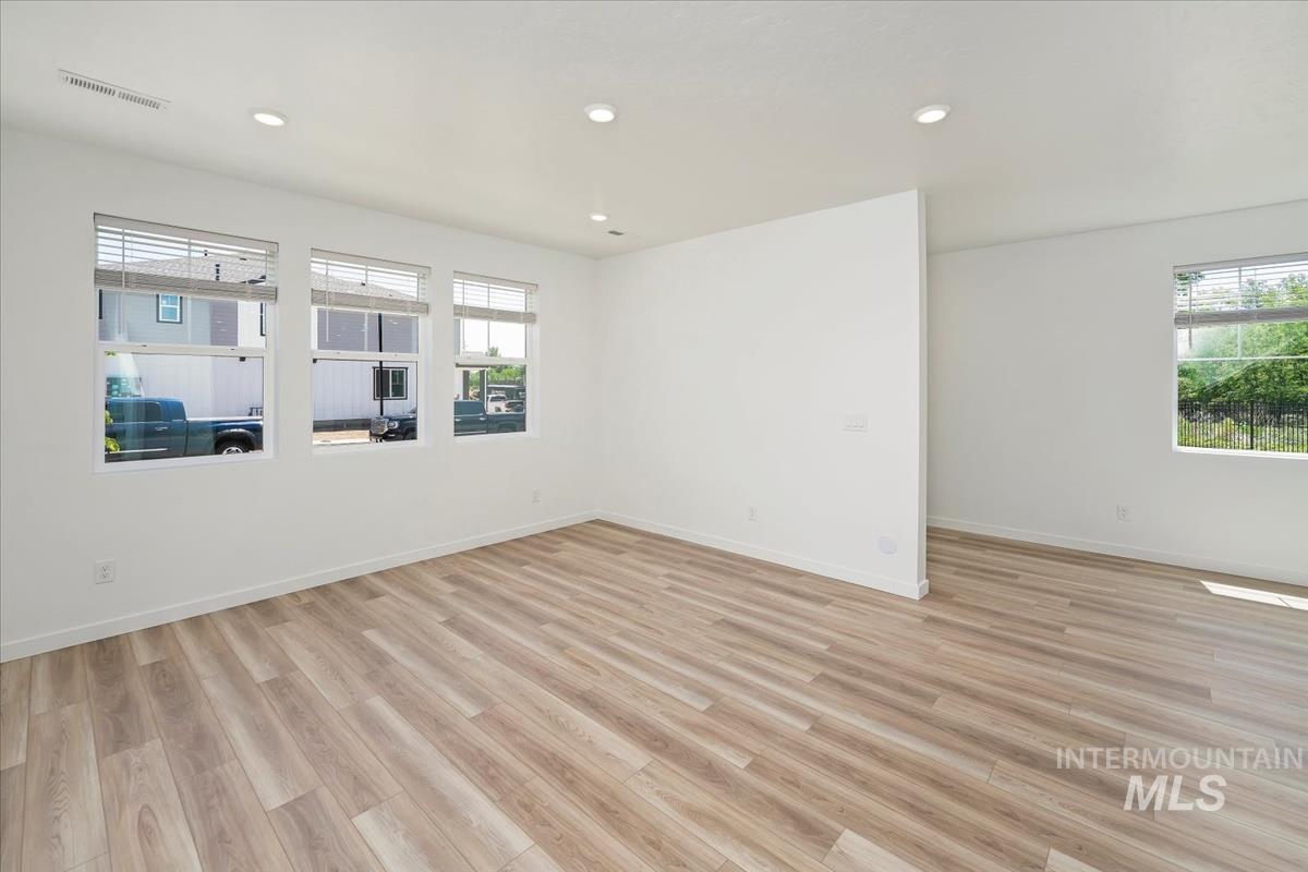 163 N Nursery