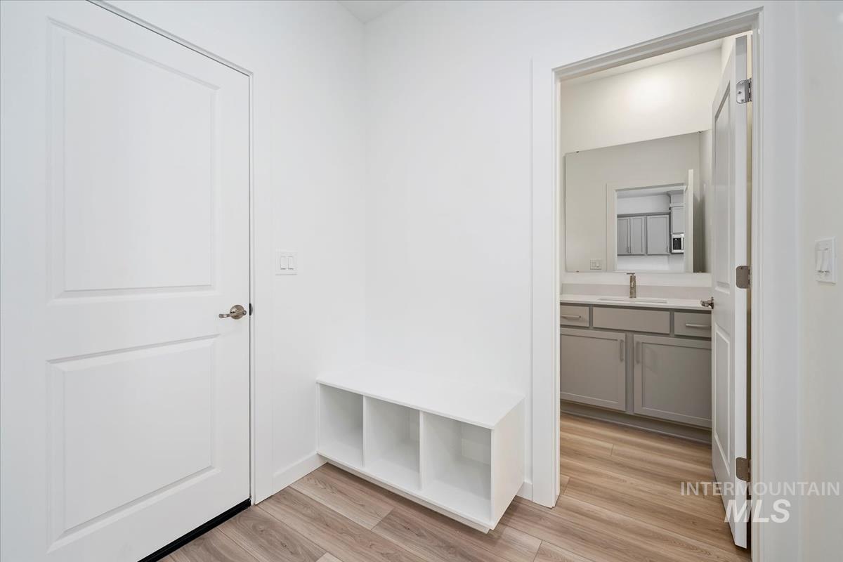 163 N Nursery