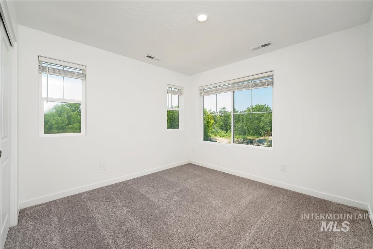 163 N Nursery