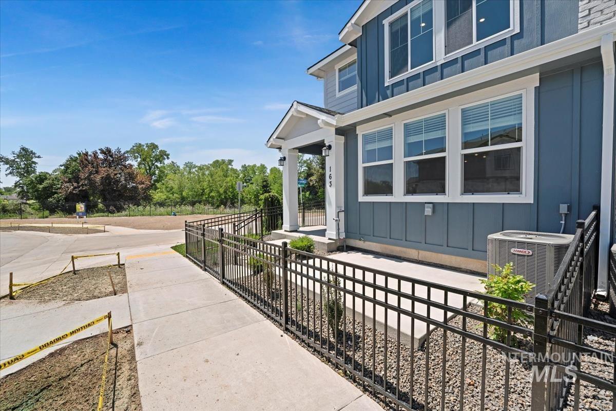163 N Nursery