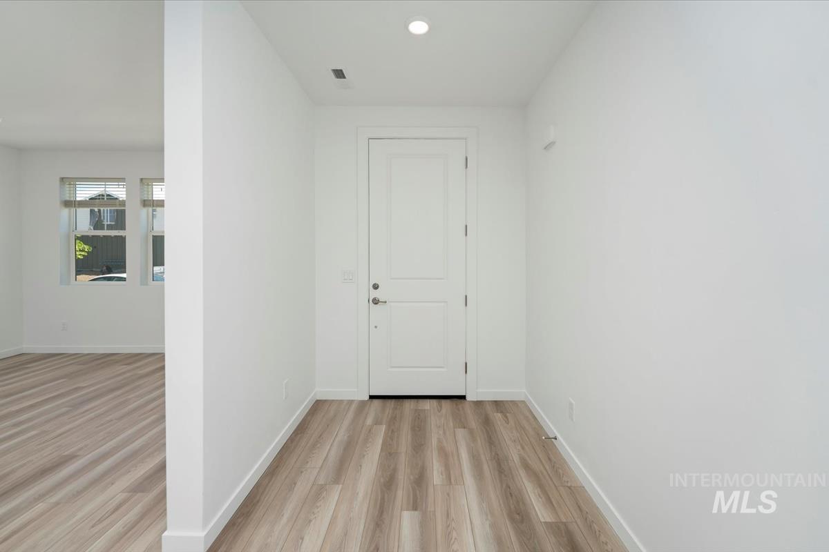 163 N Nursery