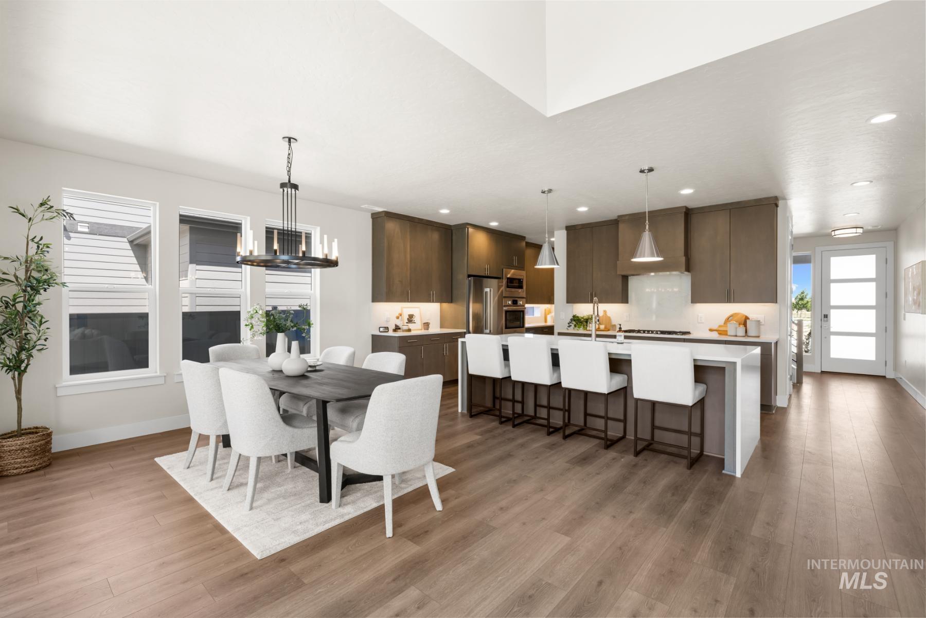 1117 W Malbar St