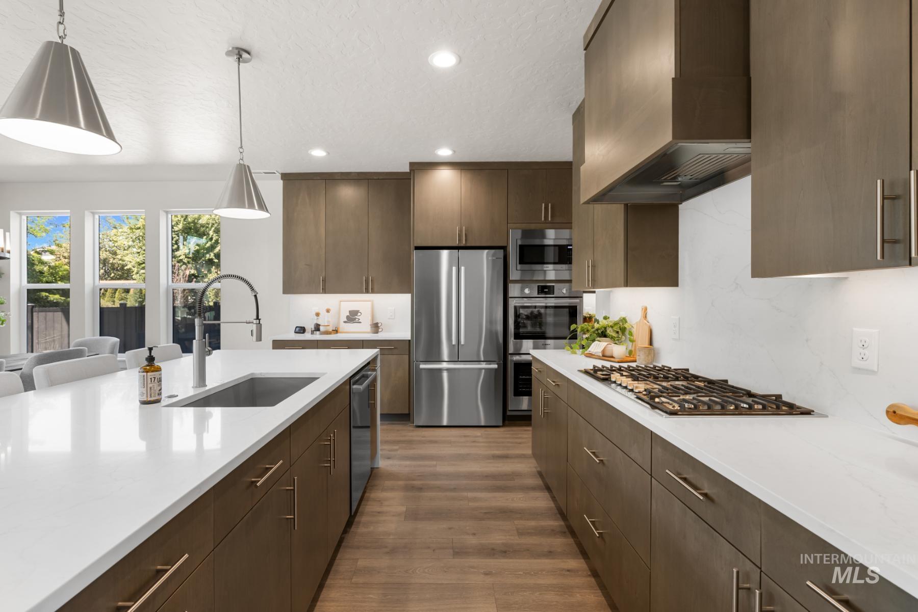 1117 W Malbar St
