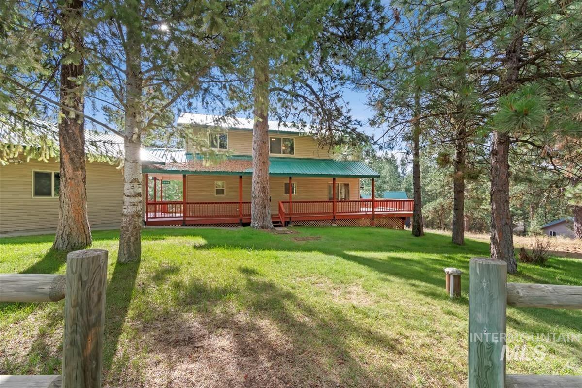 1496 Pine Ridge Dr