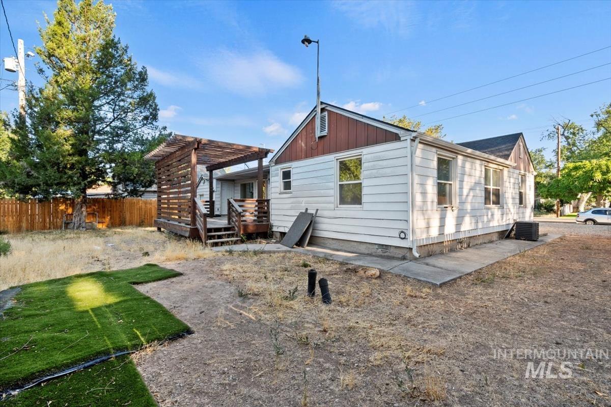 3913 Nez Perce