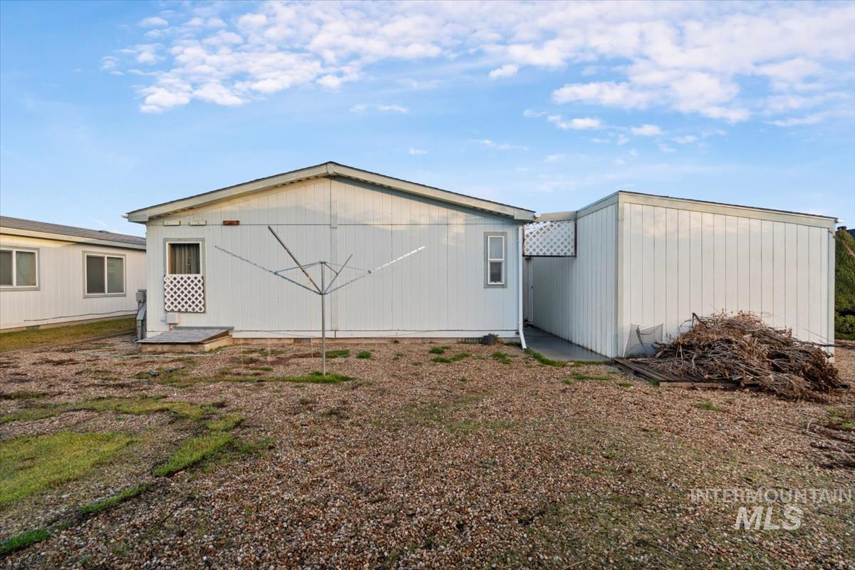 2804 Golden Rod Lane