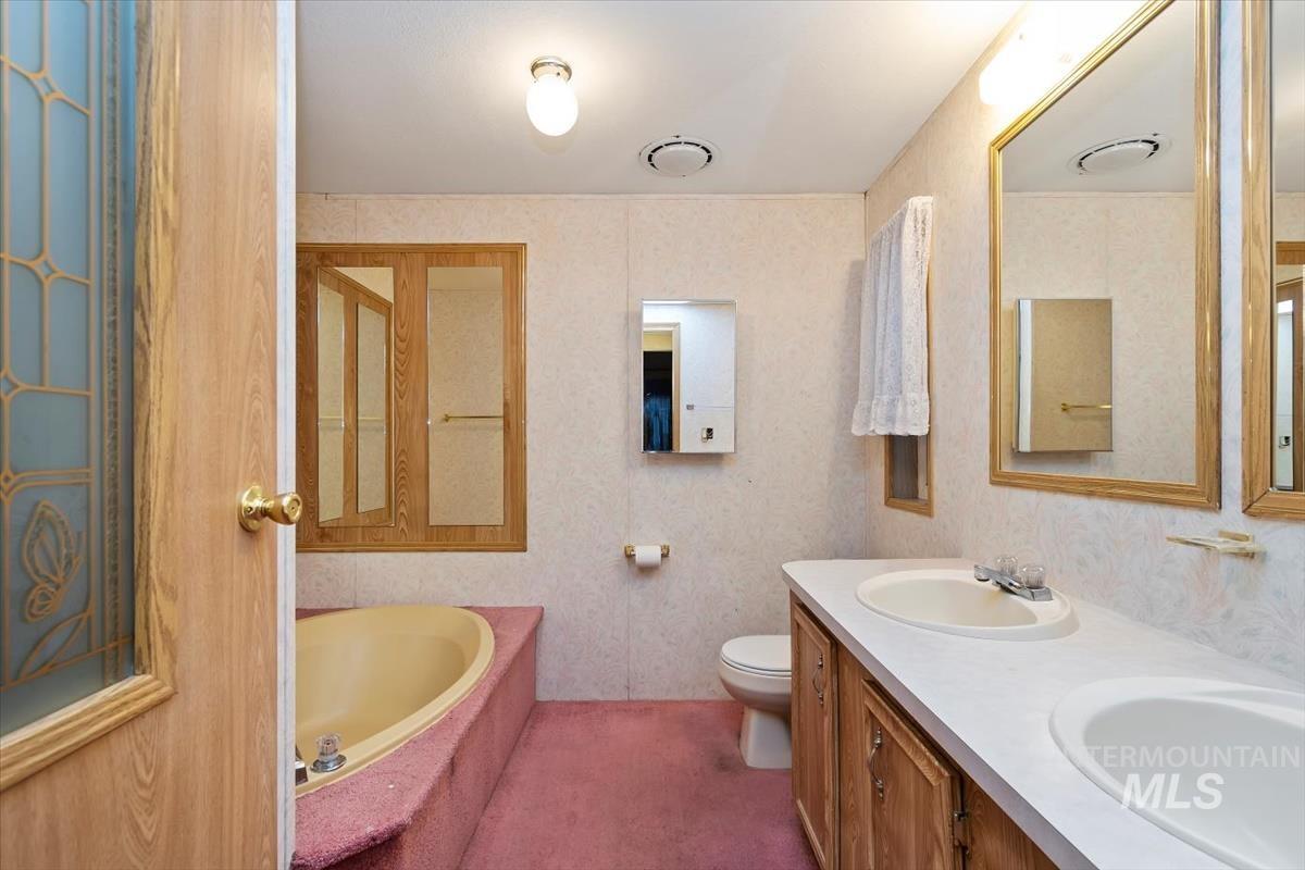 2804 Golden Rod Lane