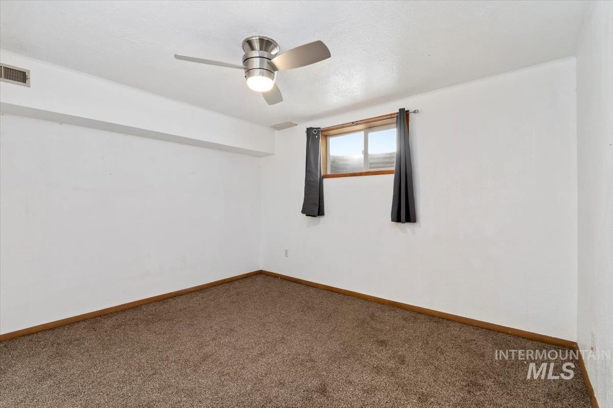 3320 Wilson Lane