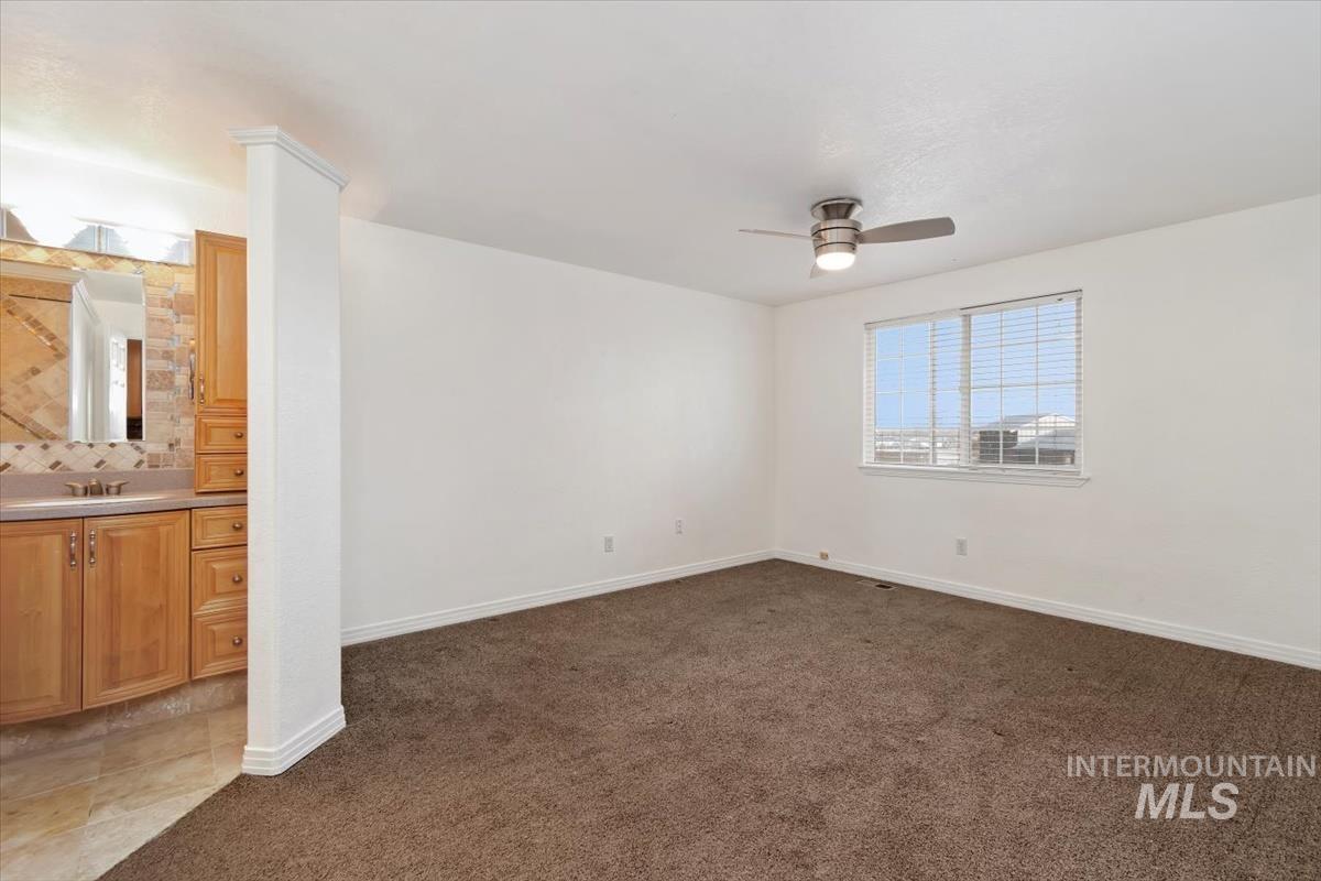3320 Wilson Lane