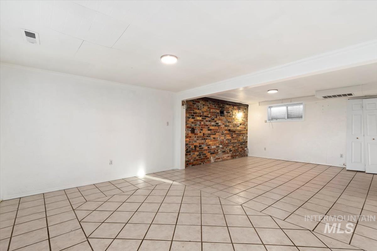 3320 Wilson Lane