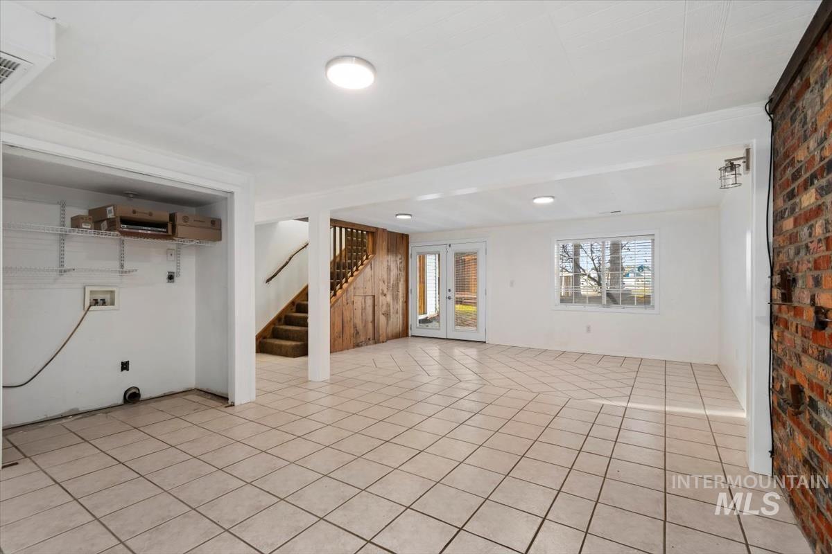 3320 Wilson Lane