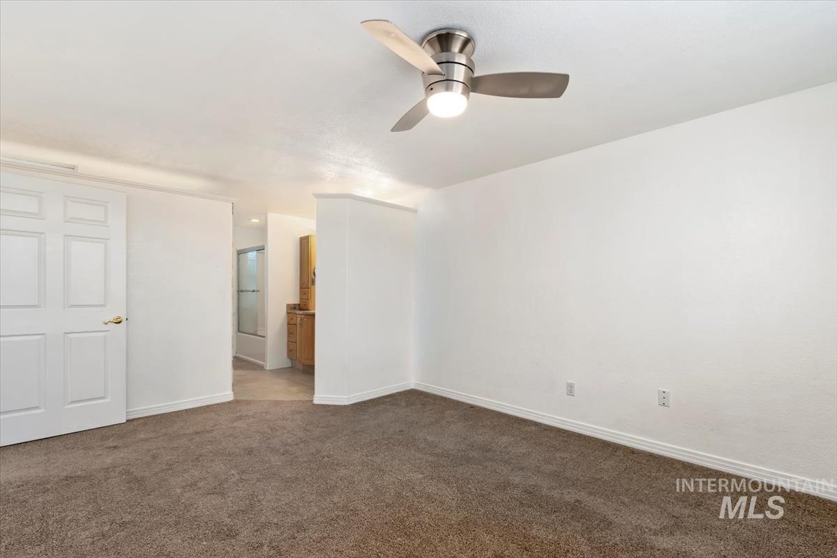 3320 Wilson Lane