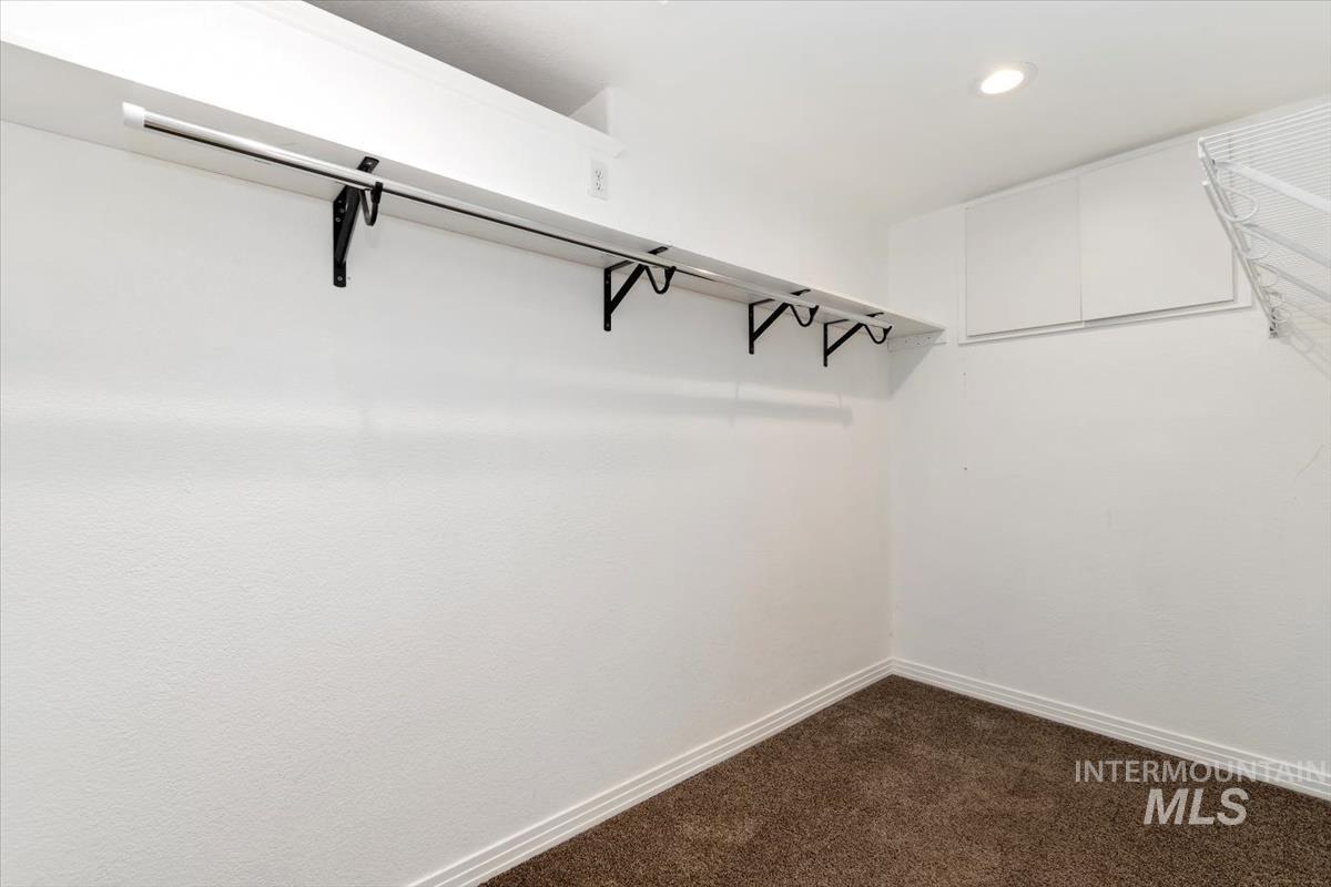 3320 Wilson Lane