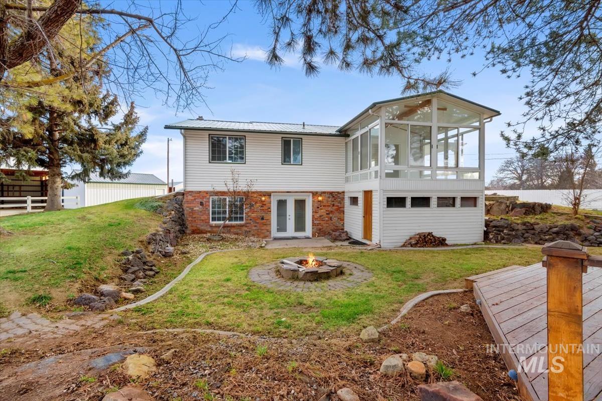 3320 Wilson Lane