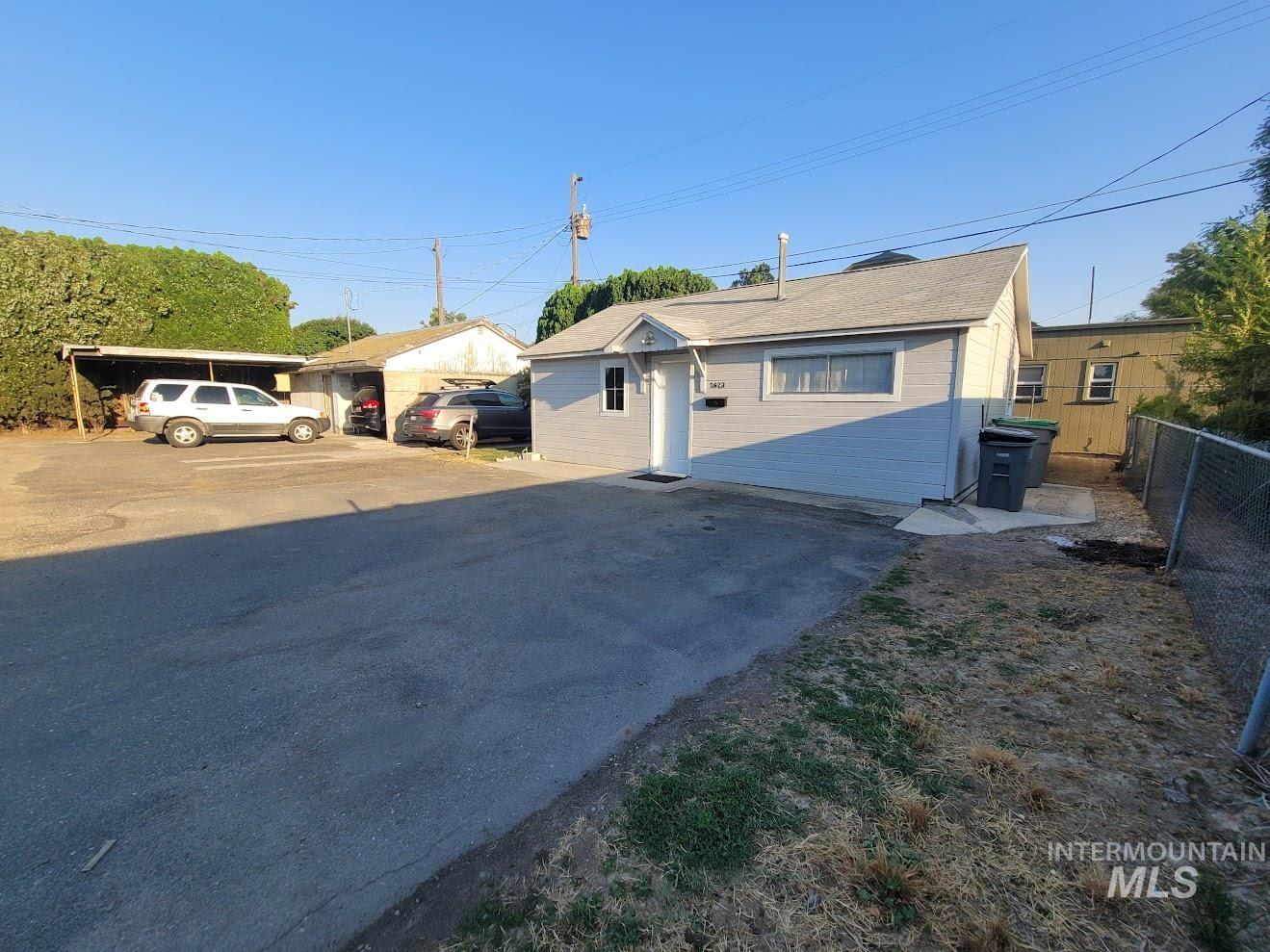 2617 - 2623 Rose Hill