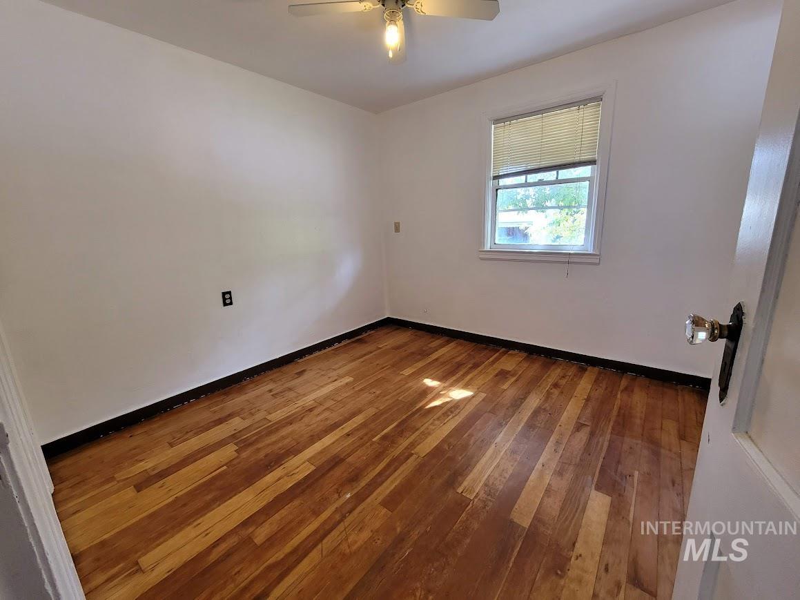 2617 - 2623 Rose Hill