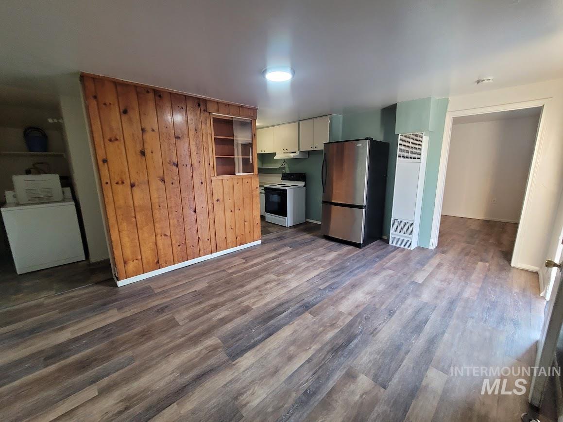 2617 - 2623 Rose Hill