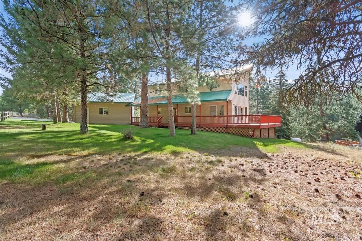 1496 Pine Ridge