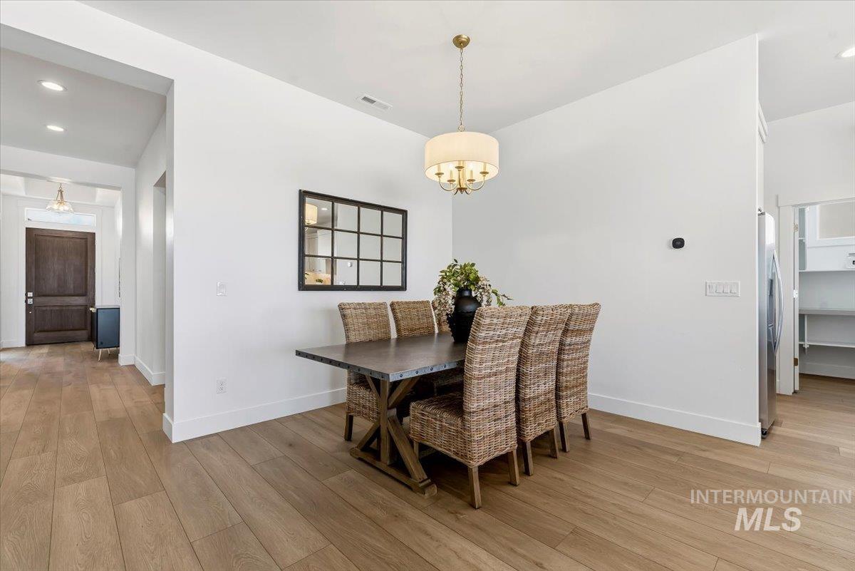 305 Mcneil Ave